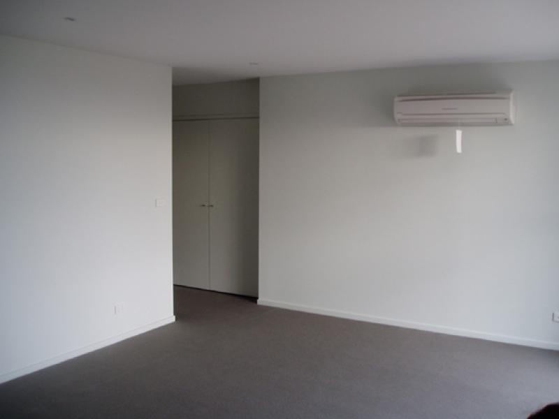 90 Hinder Street, Gungahlin ACT 2912