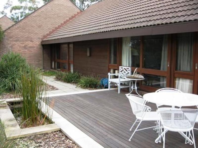 78 Wybalena Grove, Cook ACT 2614