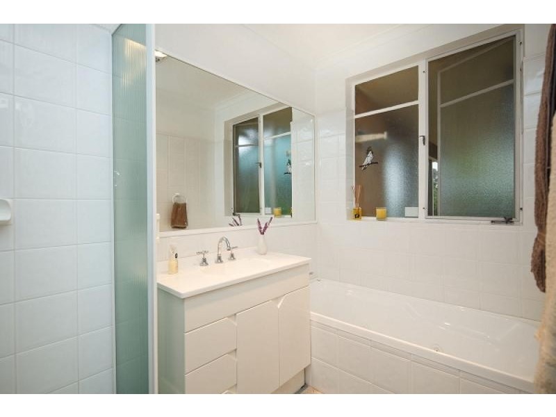 5 Mackellar Crescent, Cook ACT 2614