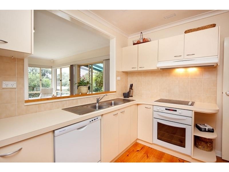 5 Mackellar Crescent, Cook ACT 2614