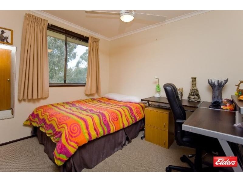 194 Dexter Street, Cook ACT 2614