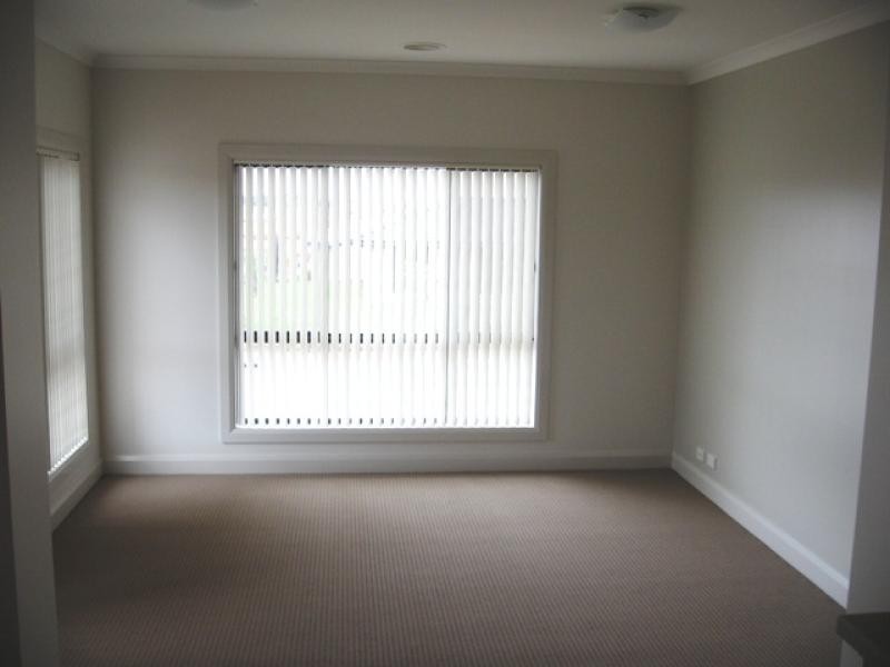 24 Greenman Street, Macgregor ACT 2615