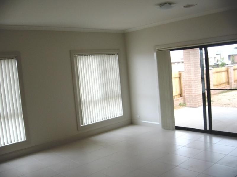 24 Greenman Street, Macgregor ACT 2615