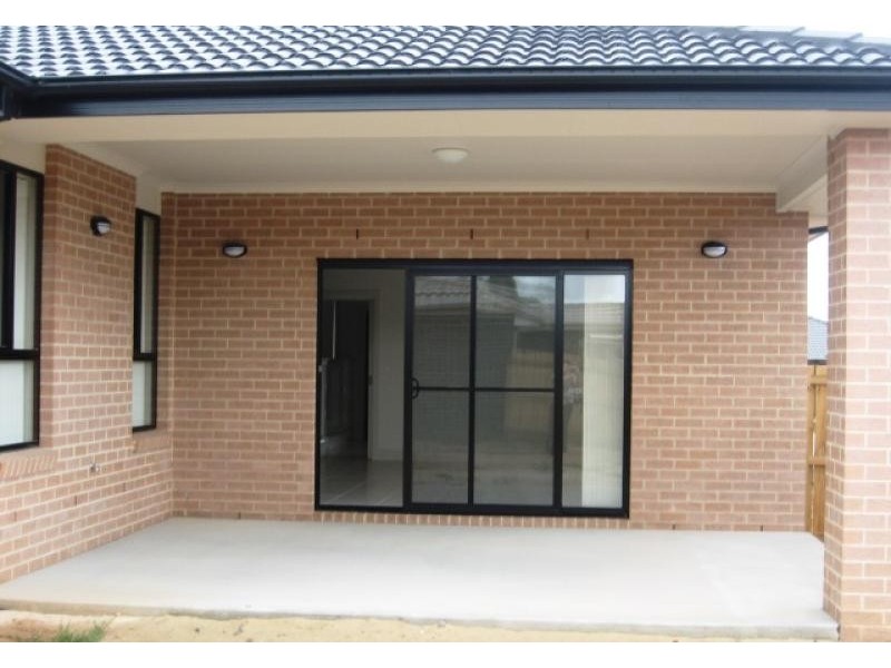 24 Greenman Street, Macgregor ACT 2615