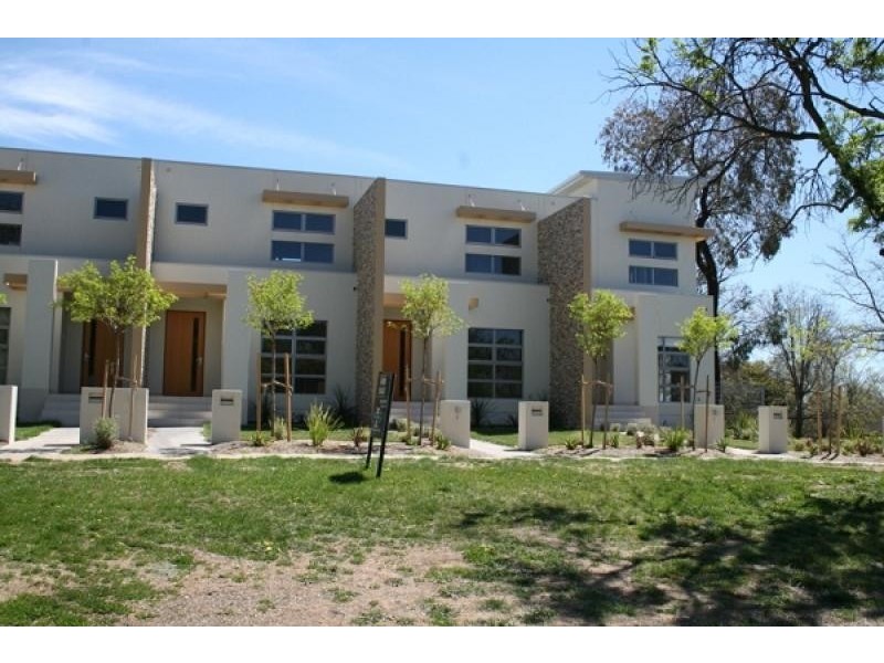 Apartment 2, 36 Strzelecki Crescent, Narrabundah ACT 2604