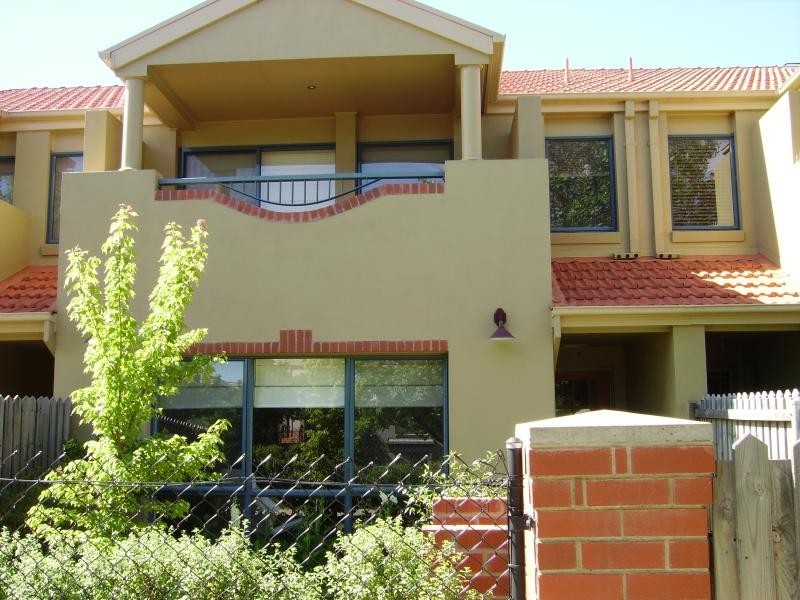 4/19 Wise Street, Braddon ACT 2612