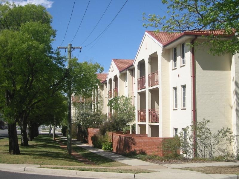 Unit 2/9 Howitt Street, Kingston ACT 2604