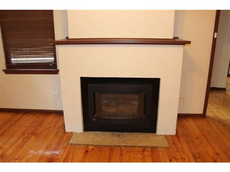 12 Arinya Street, Narrabundah ACT 2604