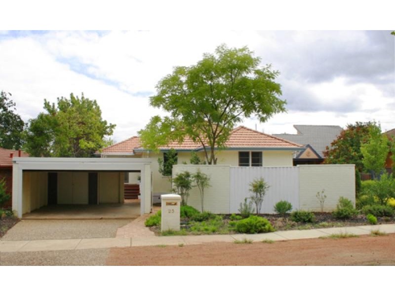 25 Macgregor Street, Deakin ACT 2600