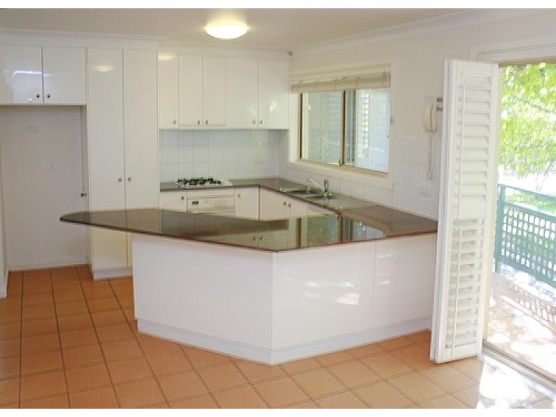 2 88 Giles Street, Kingston ACT 2604