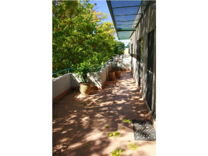 2 88 Giles Street, Kingston ACT 2604