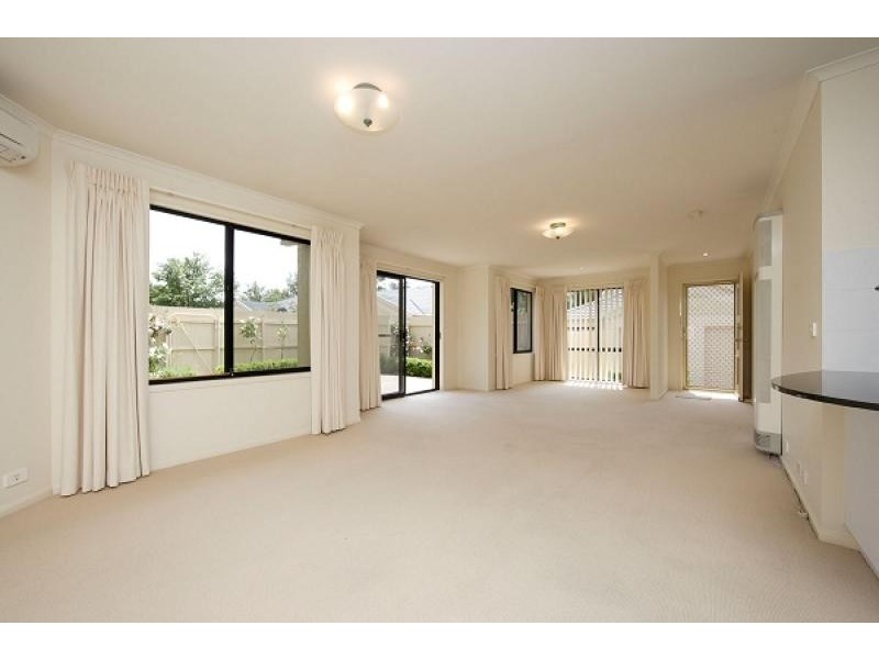 Unit 17/15 MacPherson Street, O’connor ACT 2602