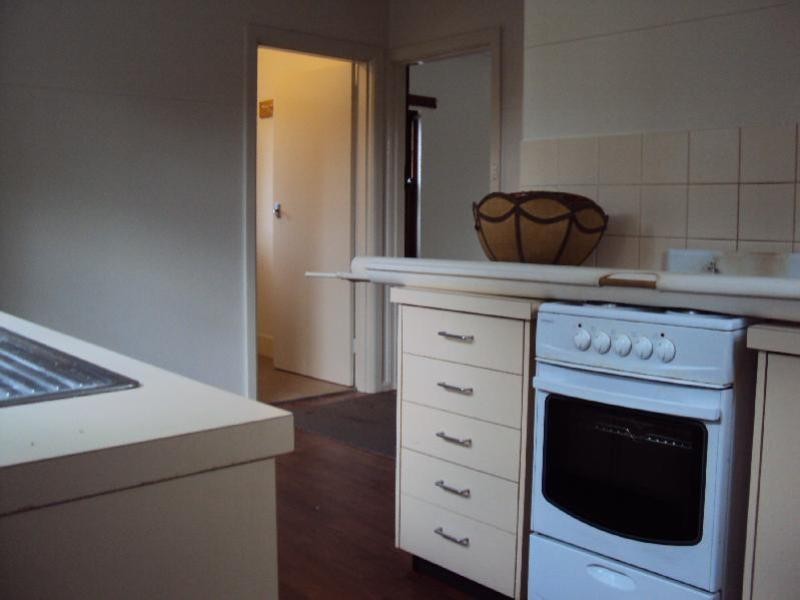 29 Vaughan Gardens, Narrabundah ACT 2604