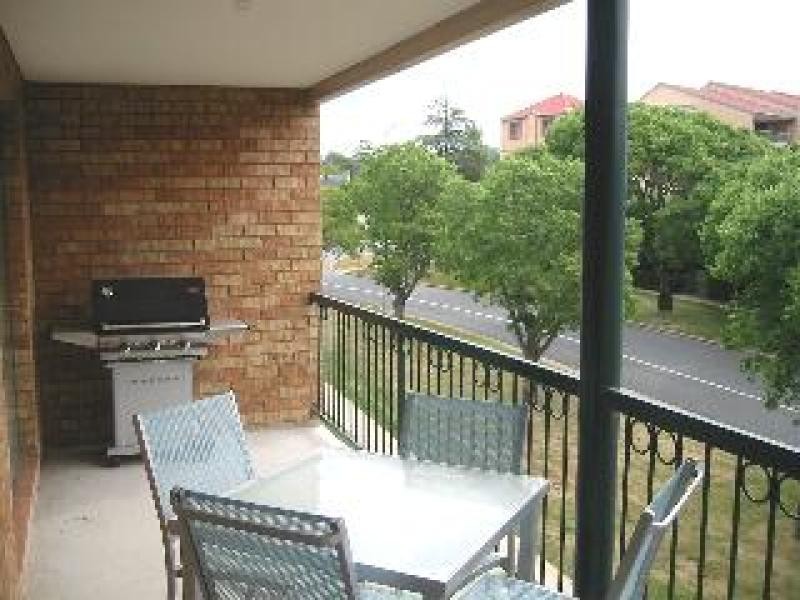 UNIT 56/6-10 EYRE STREET, Kingston ACT 2604