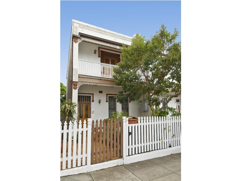 42 ILLAWARRA ROAD, Marrickville NSW 2204