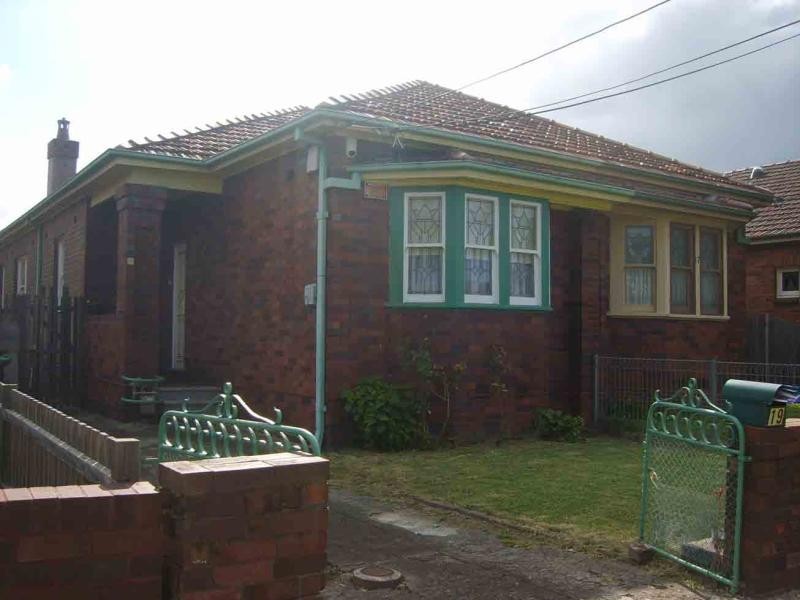 19 STANLEY STREET, Tempe NSW 2044