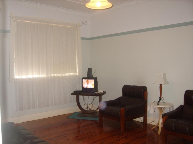 19 STANLEY STREET, Tempe NSW 2044