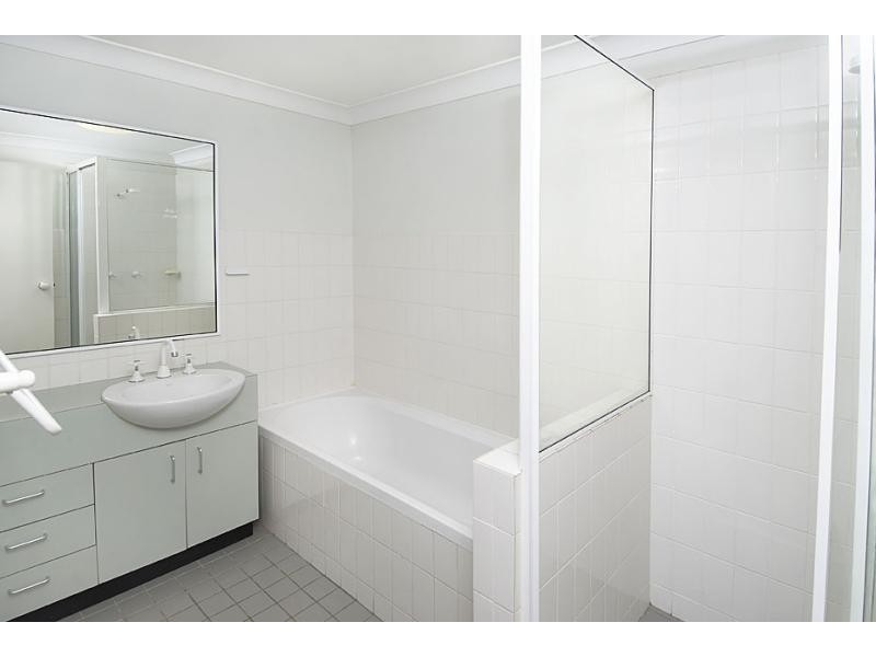 Apartment 17/16-22 Lyall Street, Leichhardt NSW 2040