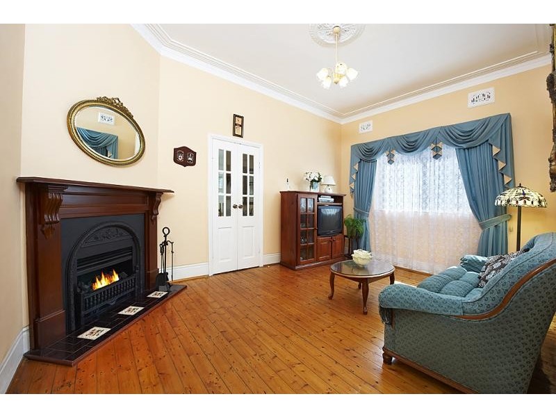44 Albany Road, Stanmore NSW 2048