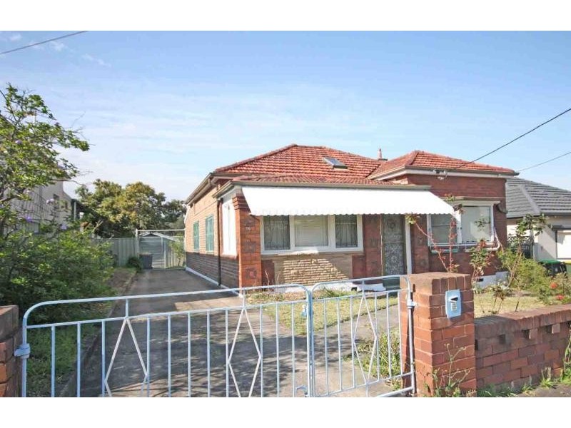 86 Wolli Avenue, Earlwood NSW 2206
