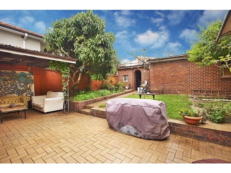 11 Westbourne Street, Stanmore NSW 2048