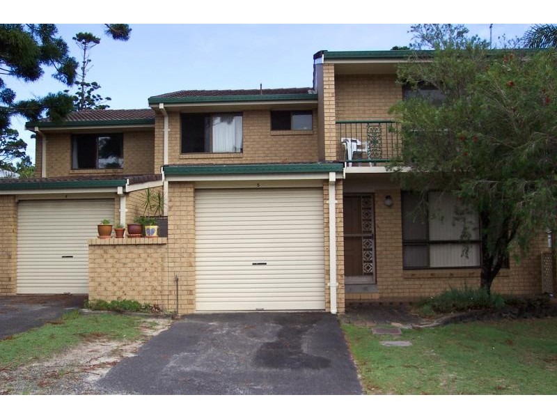 5/16 PINE AVENUE, East Ballina NSW 2478