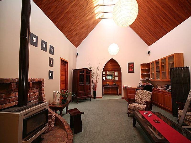 7 LOVEGROVES LANE, Uralba NSW 2477