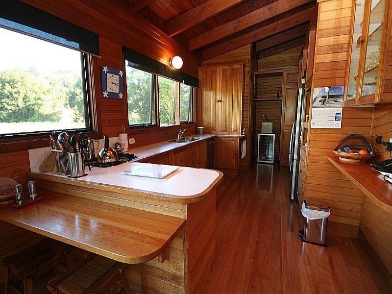 7 LOVEGROVES LANE, Uralba NSW 2477