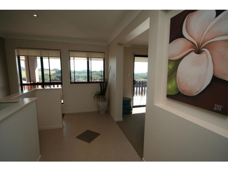 11 LINDSAY AVENUE, Cumbalum NSW 2478