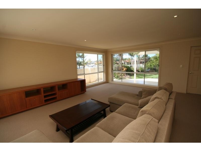 68 DOLPHIN DRIVE, Ballina NSW 2478