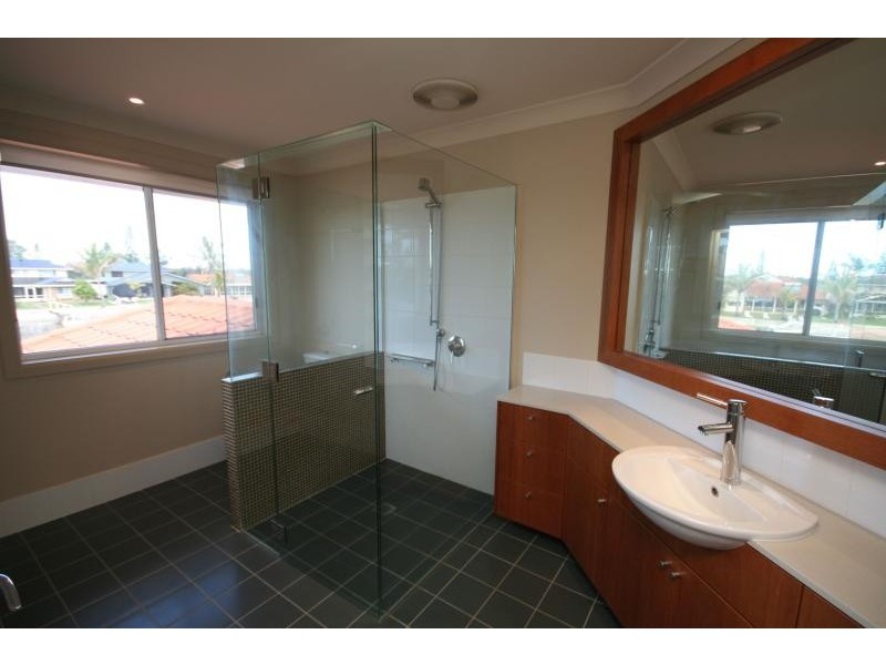 68 DOLPHIN DRIVE, Ballina NSW 2478