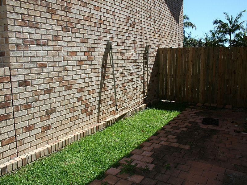 1/66 PINE AVENUE, East Ballina NSW 2478