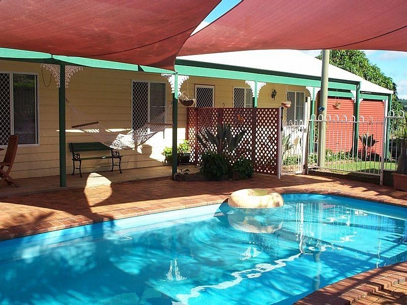 2 SUMMERHILL CRESCENT, Cumbalum NSW 2478