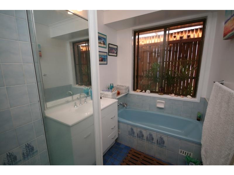 7 RAINBOW PLACE, East Ballina NSW 2478