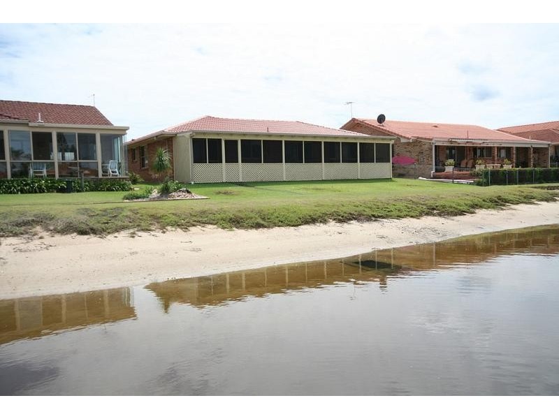 74 DOLPHIN DRIVE, Ballina NSW 2478