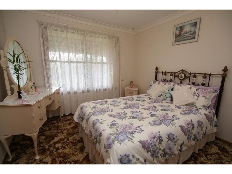 16 SUMMERHILL CRESCENT, Cumbalum NSW 2478