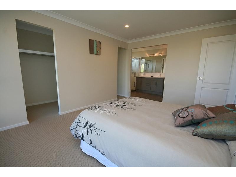 18 LIBBY LANE, Lennox Head NSW 2478