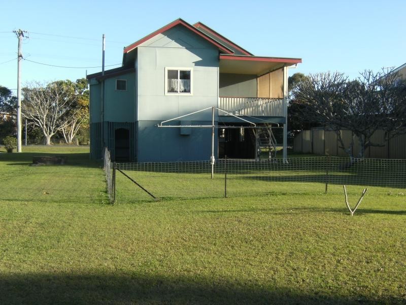 8 RILEYS HILL ROAD, Broadwater NSW 2472