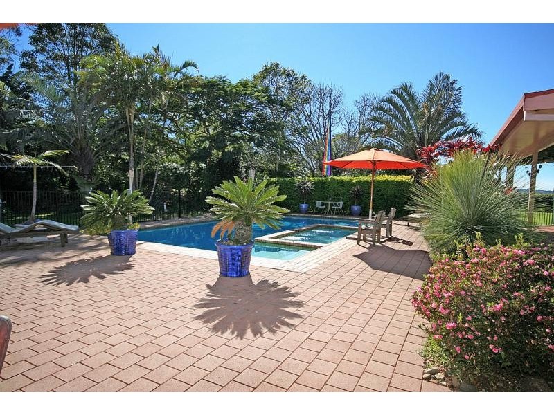 30 SUMMERHILL CRESCENT, Cumbalum NSW 2478