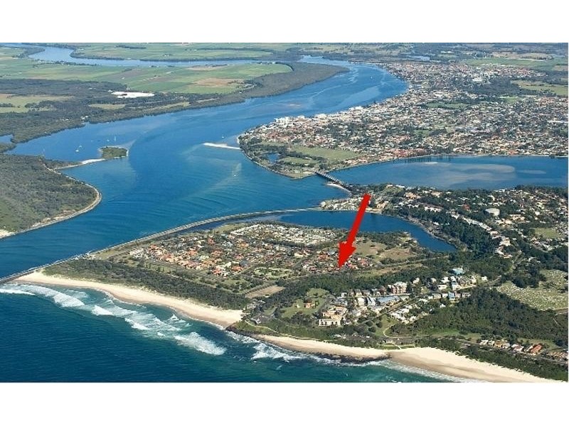 2 CEDAR CRESCENT, East Ballina NSW 2478