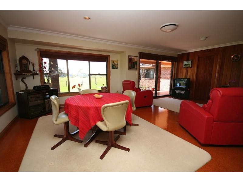 1102 RIVER DRIVE, Keith Hall NSW 2478