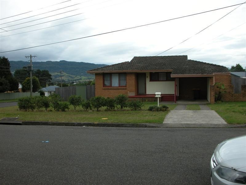 2 ALFRED STREET, Bomaderry NSW 2541