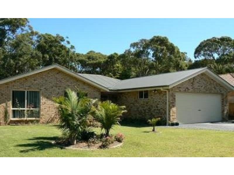42 Scott St, Shoalhaven Heads NSW 2535