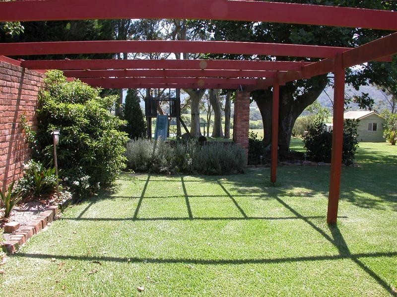 9 Nooramunga Ave, Cambewarra NSW 2540