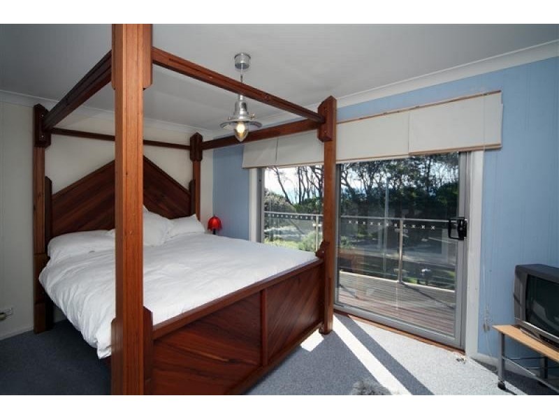 66 Warrain Cres, Currarong NSW 2540
