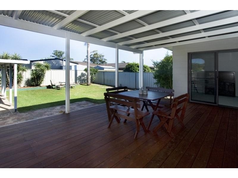 7 Shackelton Street, Shoalhaven Heads NSW 2535