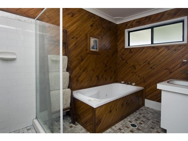 7 Shackelton Street, Shoalhaven Heads NSW 2535