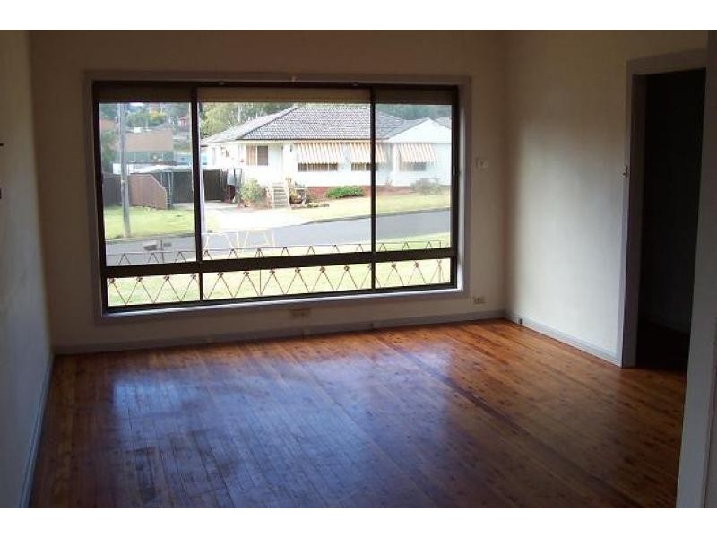 6 Waugh Crescent, Blacktown NSW 2148