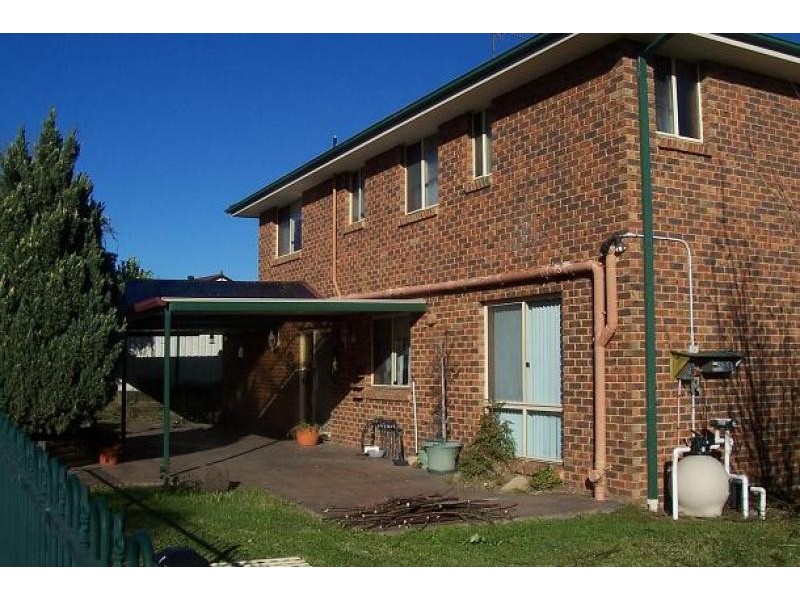 1 KYLIE TENNANT CLOSE, Glenmore Park NSW 2745