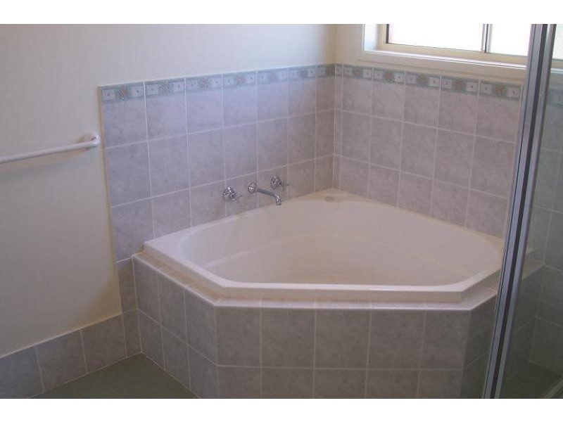 100 Riverstone Pde, Riverstone NSW 2765